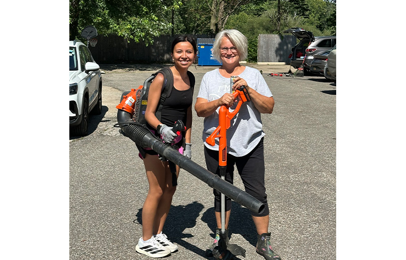 Keep Smiling Dental team doing community service